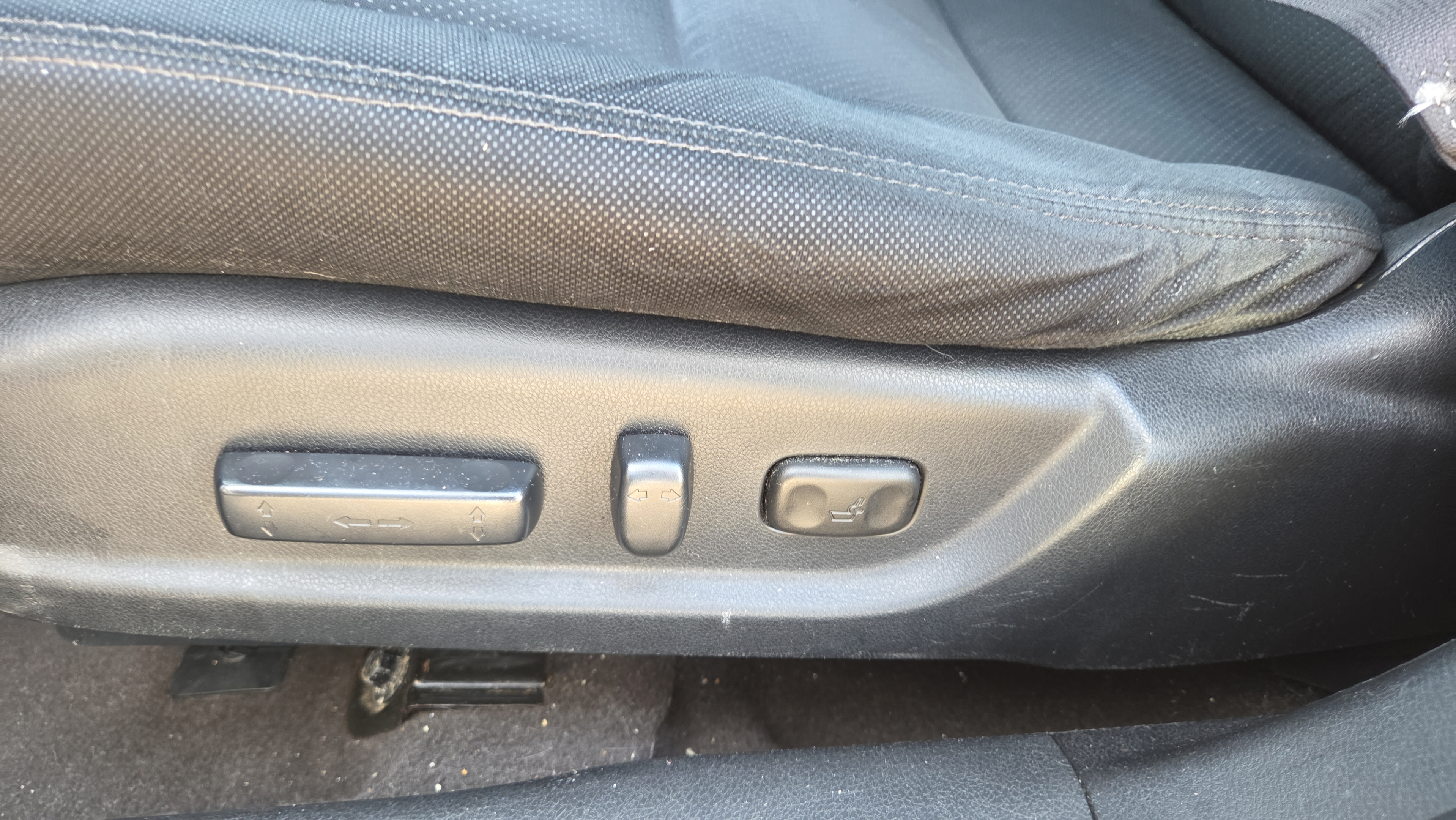 Used 2014 Honda Crosstour EX image 10