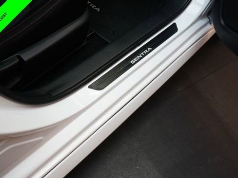 Certified 2024 Nissan Sentra SR FWD image 59