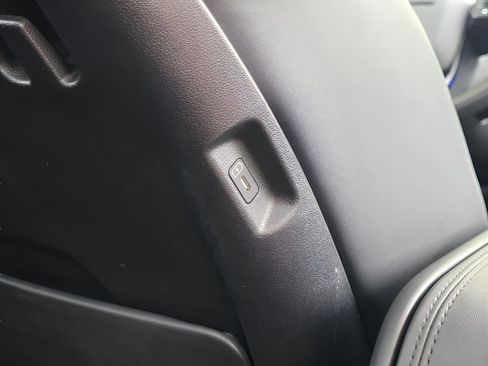 Used 2025 Hyundai Santa Fe Calligraphy FWD image 14