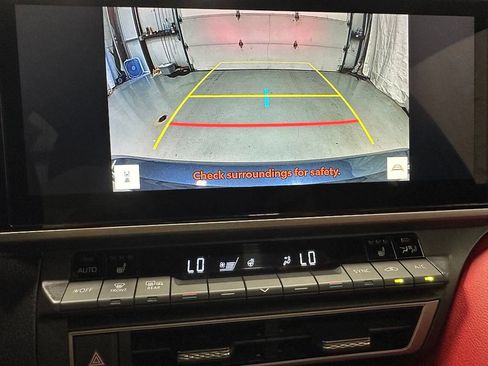 Used 2026 Toyota Camry XSE FWD image 39