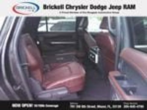 Used 2023 Ford Expedition Max Limited image 12