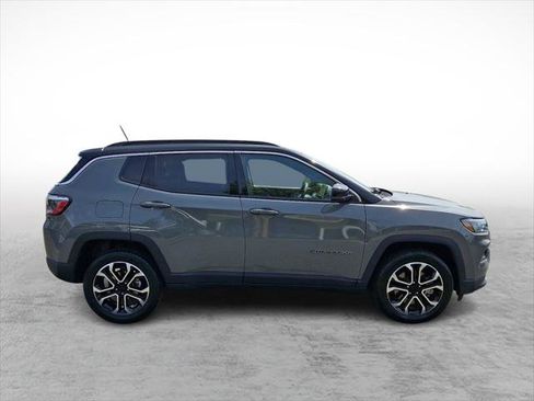 Certified 2024 Jeep Compass Limited AWD/4WD image 6