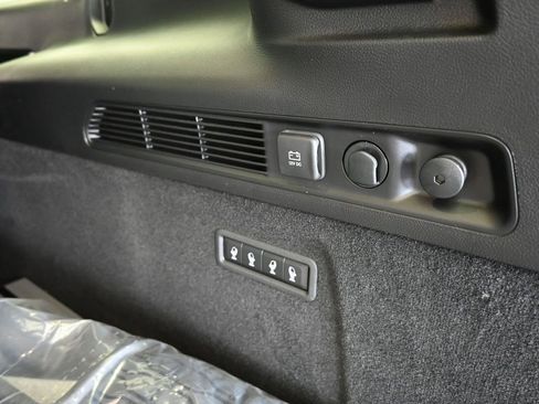 Used 2024 Jeep Grand Wagoneer L Series II w/ Quick Order Packagew 28T image 44