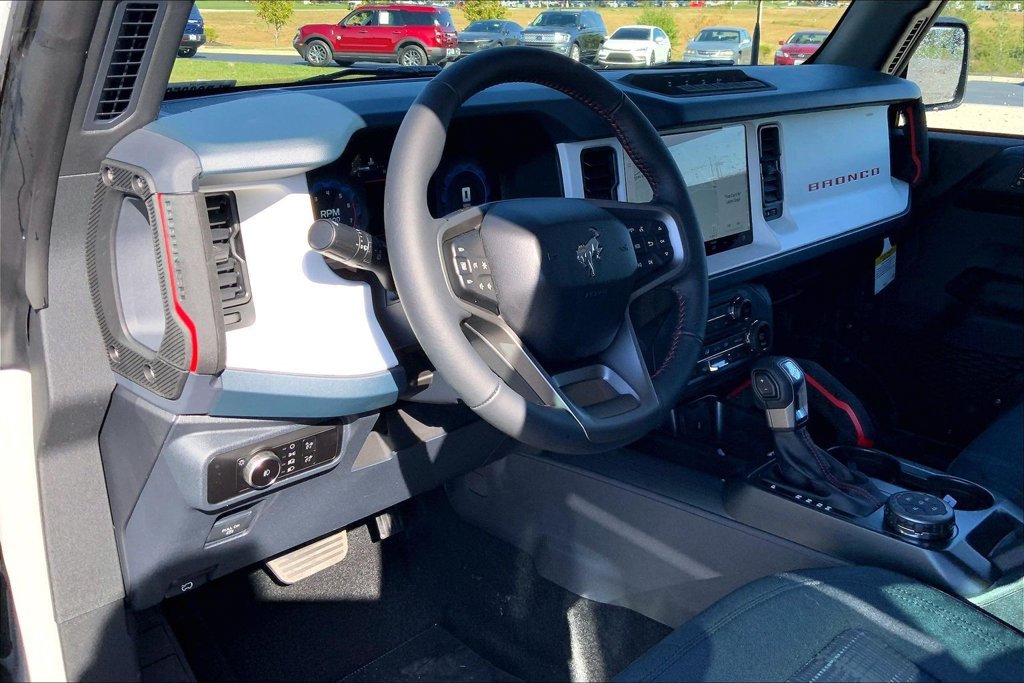 New 2026 Ford Bronco Heritage Edition AWD/4WD image 6