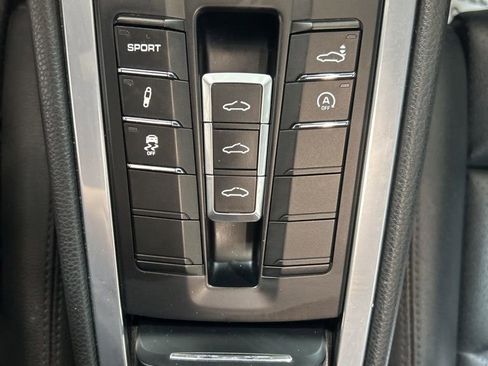 Used 2012 Porsche 911 Carrera S image 25