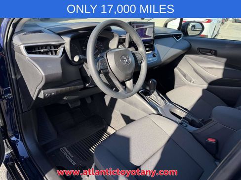Used 2024 Toyota Corolla LE FWD image 15