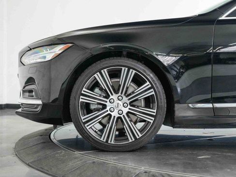 Used 2021 Volvo V90 T6 Inscription w/ Climate Package image 14