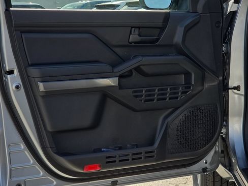 Used 2026 Toyota Tacoma SR5 AWD/4WD image 16