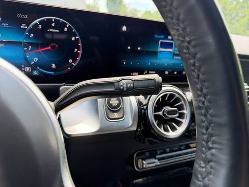 Used 2023 Mercedes-Benz GLB 250 4MATIC image 25