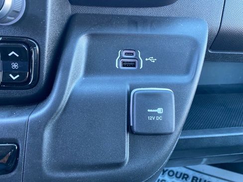 Used 2025 RAM ProMaster 2500 w/ Storage Group image 13