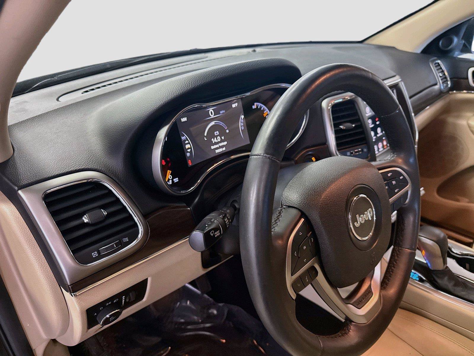 Used 2018 Jeep Grand Cherokee Limited AWD/4WD image 8