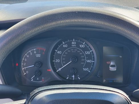 Used 2021 Toyota Corolla L image 25