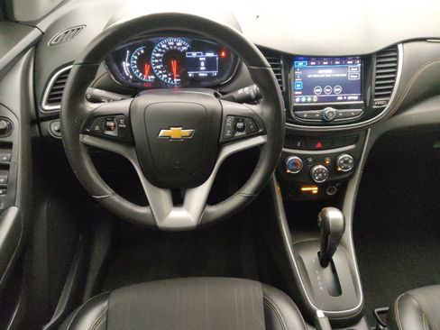 Used 2021 Chevrolet Trax LT w/ Sport Edition FWD image 22