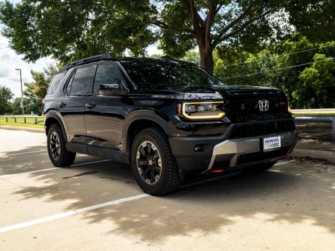 Used 2026 Honda Passport TrailSport Elite image 2