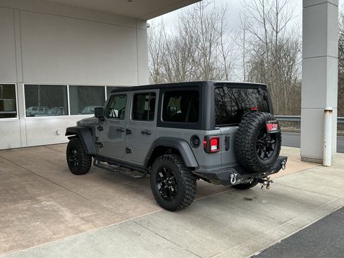 Used 2021 Jeep Wrangler Unlimited Sport image 20