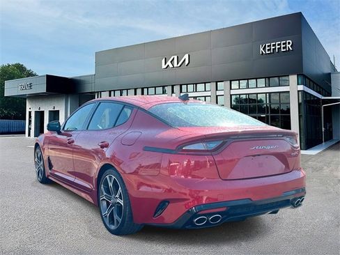 Certified 2021 Kia Stinger GT2 image 6