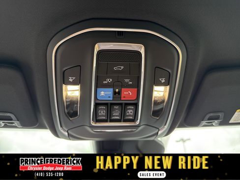 New 2025 Jeep Grand Cherokee L Limited w/ Black Appearance Package image 30