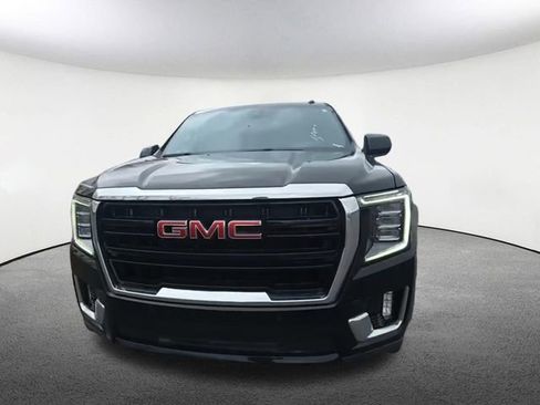 Used 2022 GMC Yukon SLE AWD/4WD image 2