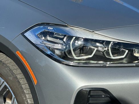 Used 2023 BMW X2 sDrive28i w/ Convenience Package FWD image 11