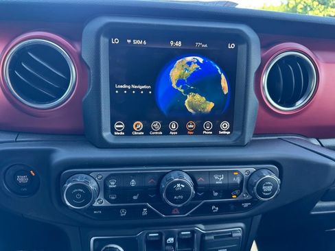 Used 2021 Jeep Wrangler Unlimited Rubicon AWD/4WD image 16