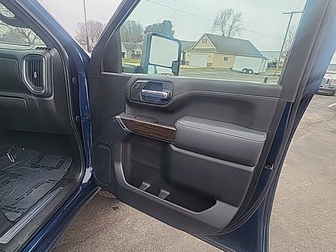 Used 2021 GMC Sierra 2500 SLE w/ SLE Value Package; image 13