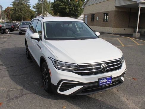 Used 2022 Volkswagen Tiguan S image 5