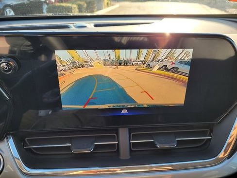 New 2026 Chevrolet Trax LT w/ LT Convenience Package image 9