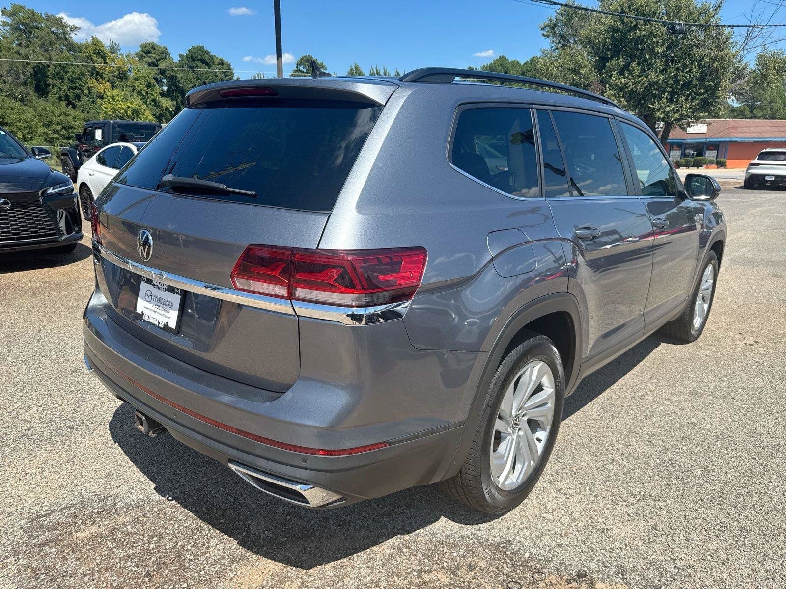 Used 2021 Volkswagen Atlas SE w/ Towing Package FWD image 23