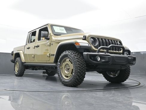 New 2026 Jeep Gladiator Willys image 57