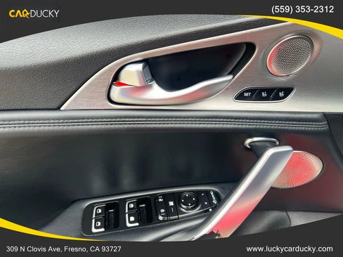 Used 2018 Kia Stinger GT2 image 18