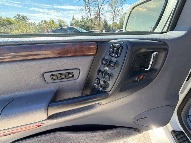 Used 1998 Jeep Grand Cherokee Limited AWD/4WD image 18