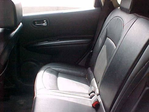 Used 2012 Nissan Rogue SL AWD/4WD image 13