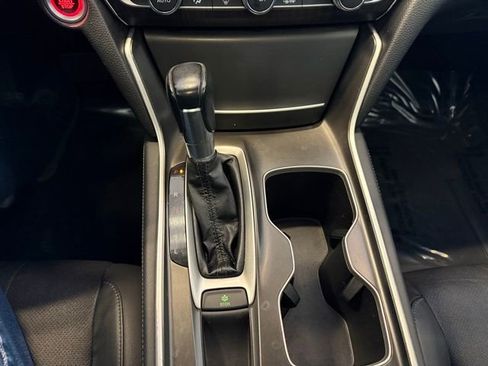 Used 2018 Honda Accord EX-L image 16