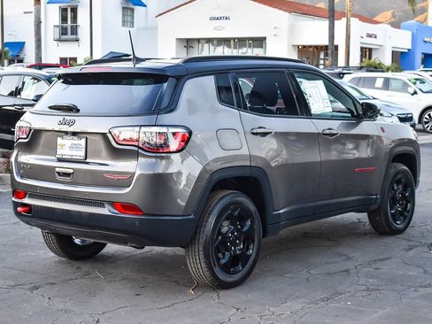 Used 2023 Jeep Compass Trailhawk AWD/4WD image 6