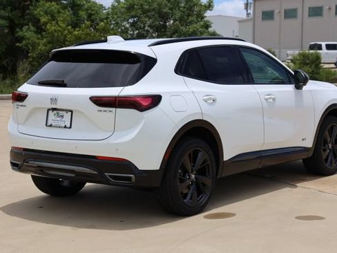 Used 2026 Buick Envision Sport Touring AWD/4WD image 8