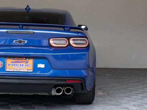 Used 2022 Chevrolet Camaro SS RWD image 12