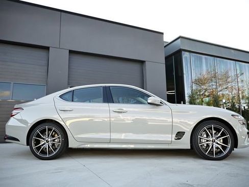 New 2026 Genesis G70 2.5T image 3