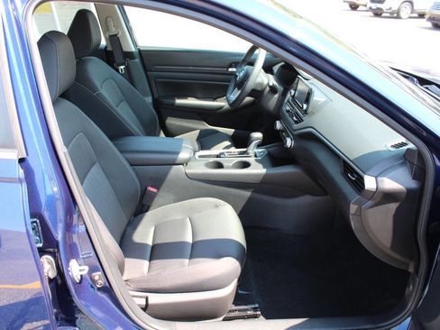 Used 2021 Nissan Altima 2.5 S w/ Driver Assist Package image 22