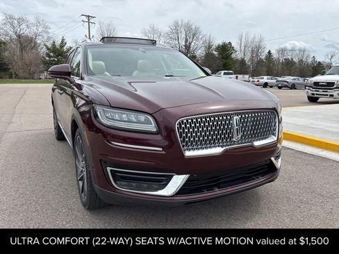 Used 2020 Lincoln Nautilus Reserve w/ Equipment Group 201A image 4