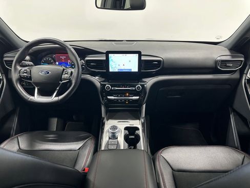 Used 2022 Ford Explorer ST-Line w/ Class IV Trailer Tow Package image 13