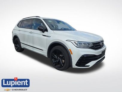 Used 2023 Volkswagen Tiguan SE R-Line