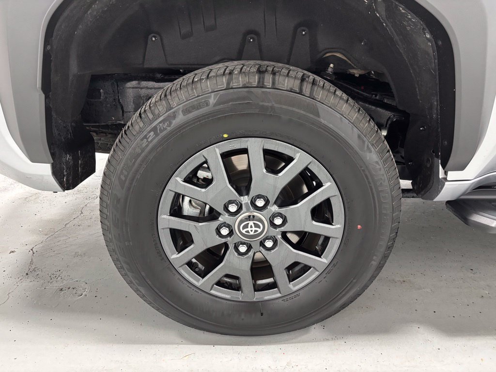 Used 2026 Toyota 4Runner SR5 AWD/4WD image 65