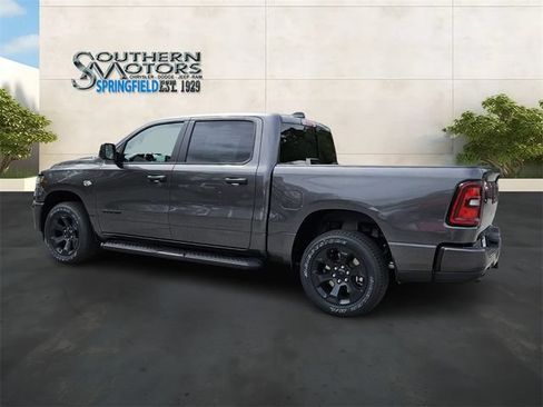 New 2026 RAM 1500 Express AWD/4WD image 3