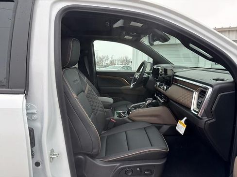 New 2026 GMC Canyon Denali AWD/4WD image 15