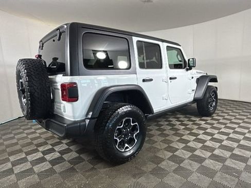 Used 2023 Jeep Wrangler Unlimited Rubicon 4xe w/ Cold Weather Group AWD/4WD image 3
