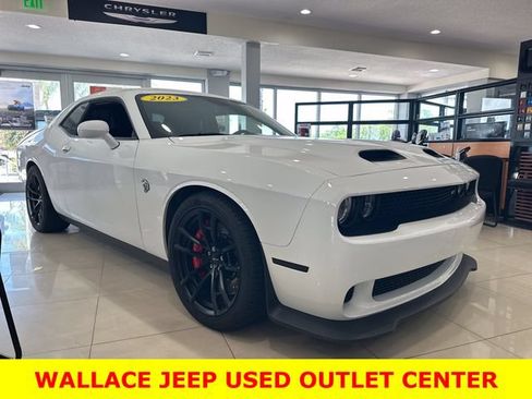 Used 2023 Dodge Challenger SRT Hellcat RWD image 1