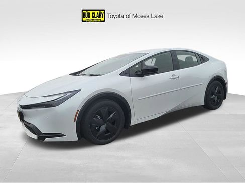 New 2026 Toyota Prius Plug-In Hybrid image 1