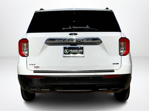 Used 2020 Ford Explorer XLT image 5