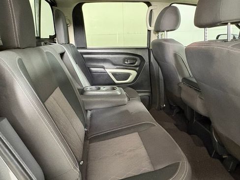 Used 2024 Nissan Titan SV AWD/4WD image 22
