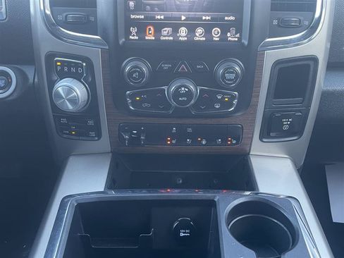 Used 2014 RAM 1500 Laramie AWD/4WD image 7